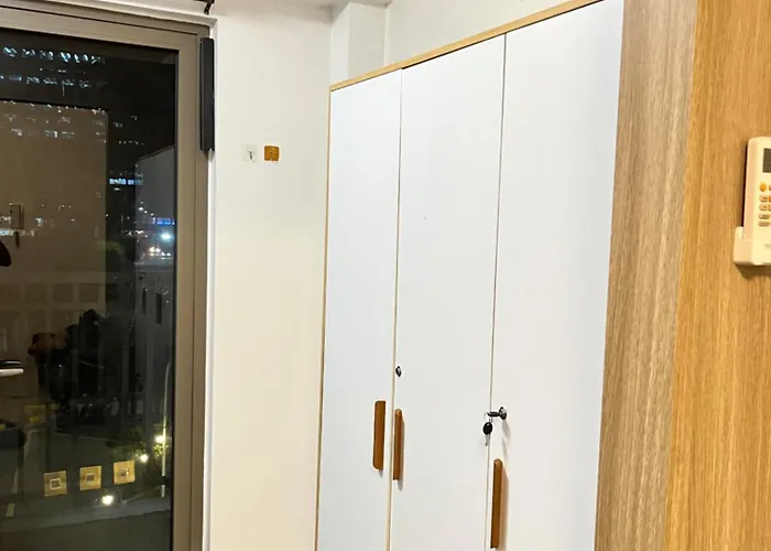 Shore 1 Tower D 호텔 마닐라